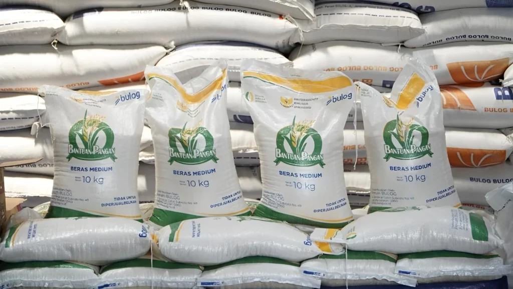 Kantor-KlikBantuan: Panduan Lengkap Cek dan Daftar Bantuan Sosial di Indonesia (Update 2025)