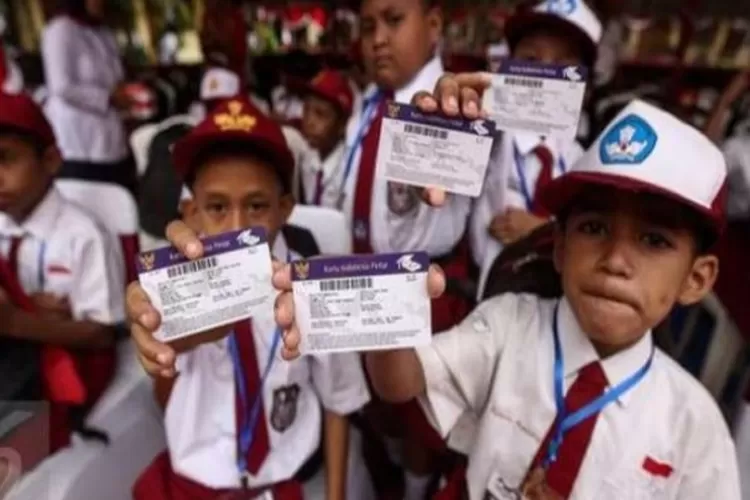 PIP SEGERA CAIR! INI 2 CARA CEK BANTUAN PIP 2025 SUDAH CAIR ATAU BELUM, MUDAH LEWAT HP TANPA KE SEKOLAH ATAU BANK