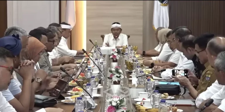 Dedi Mulyadi Buka Suara: Bantuan Sekolah Swasta 2026 Tidak Dihapus, Tapi Jadi Beasiswa!